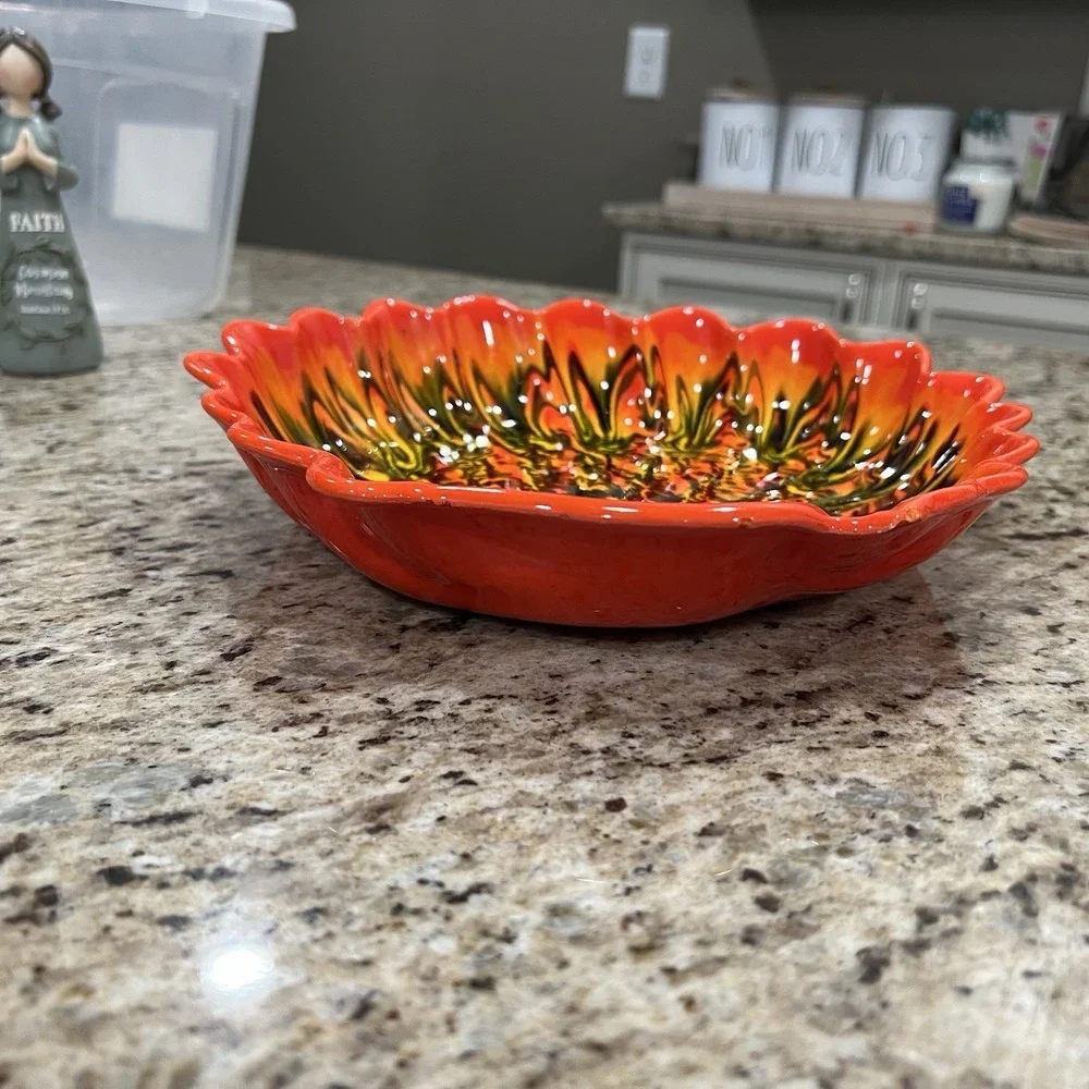 Vintage MADDIX‎ OF CALIFORNIA 3039 Shell Shaped Dish, Orange, Bright Colors